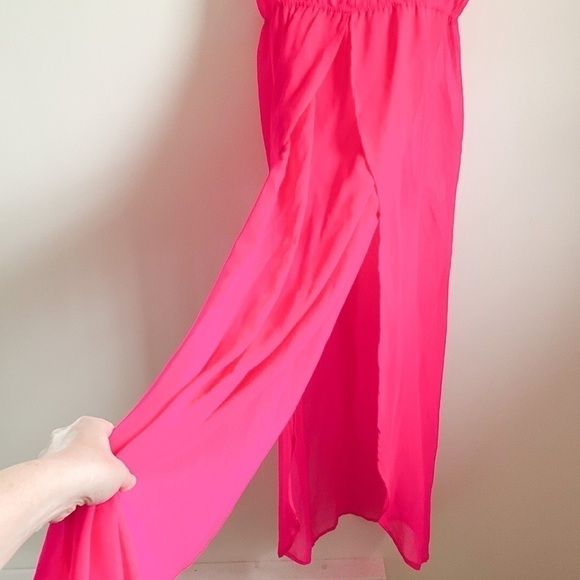 Boohoo Sheer Deep V Neck Pink Short Sleeved Swim Cover Up - Picture 6 of 7